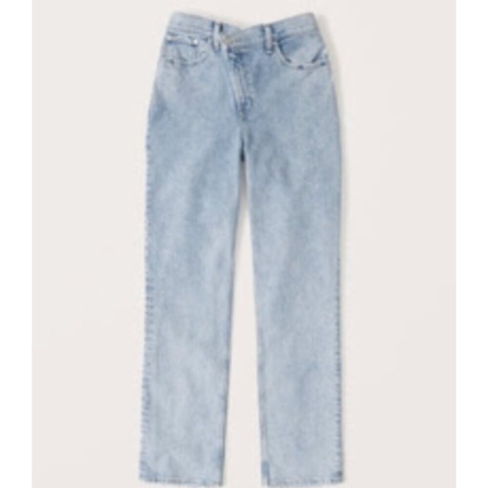 Abercrombie Curve Love Ultra High Rise 90s Straight Jean - Light - Size 25S